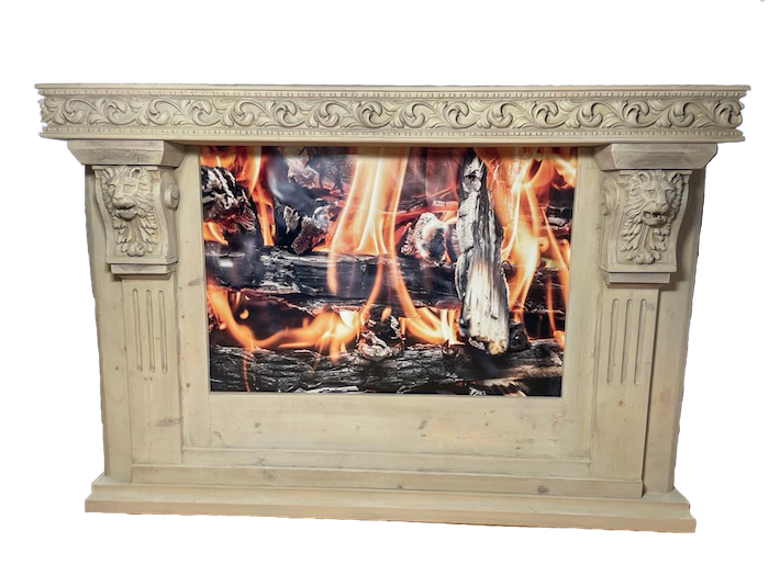 Rzeźbiona obudowa kominka